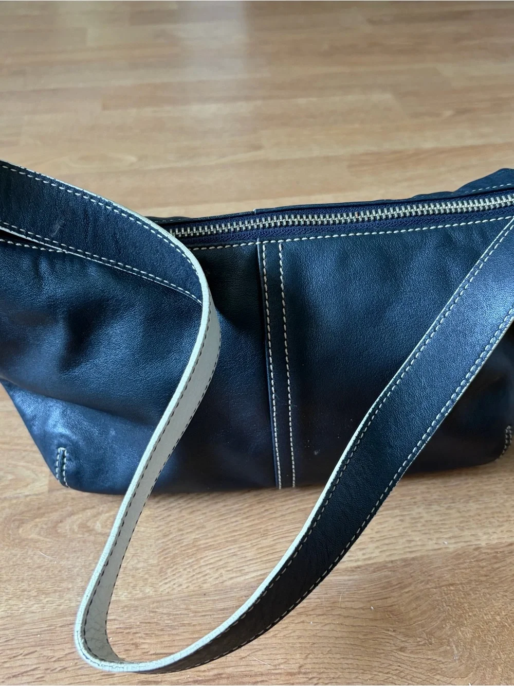 Vintage Y2K Coach Legacy Demi Hobo leather navy shoulder bag